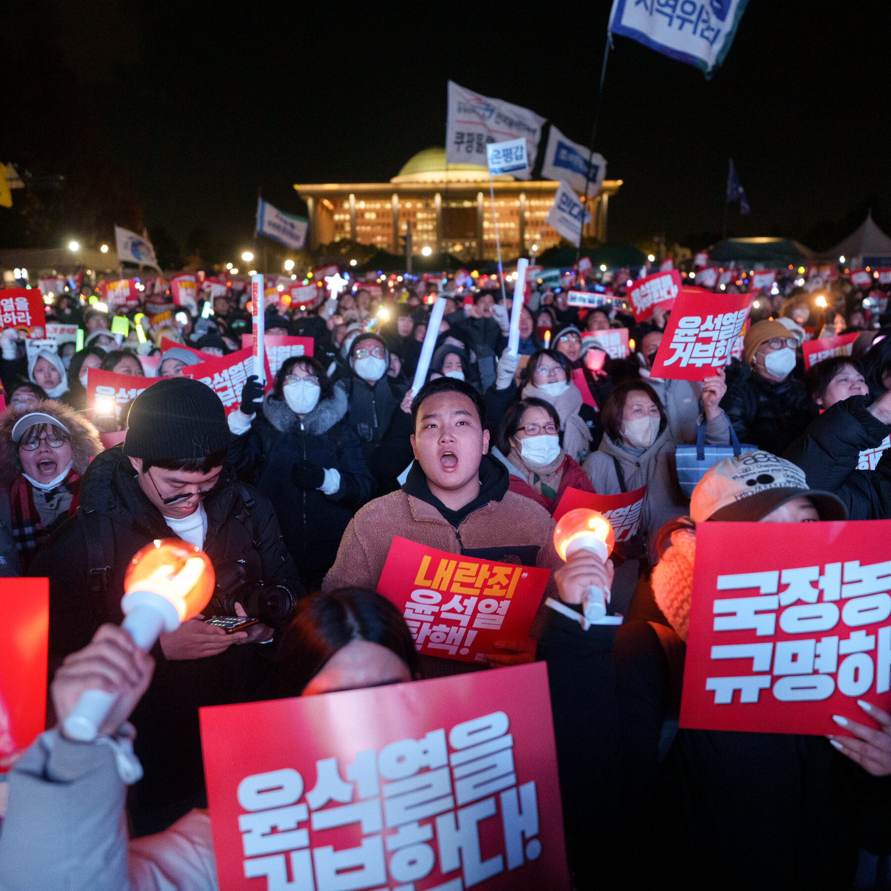 South Korean Leader’s Deal to Avoid Impeachment Signals Bigger Turmoil Ahead