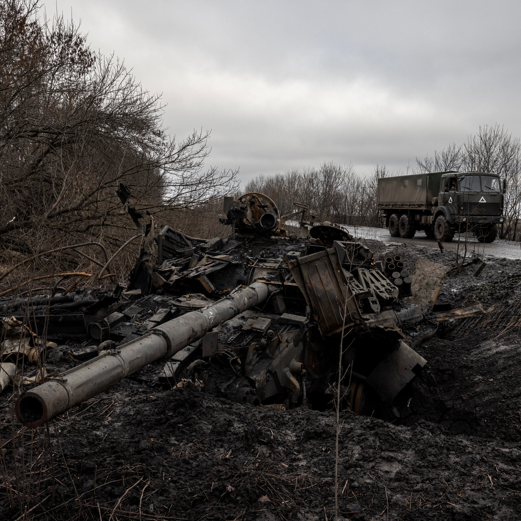 Russia and Ukraine Battle Inside Kursk, With Waves of Tanks, Drones and North Koreans